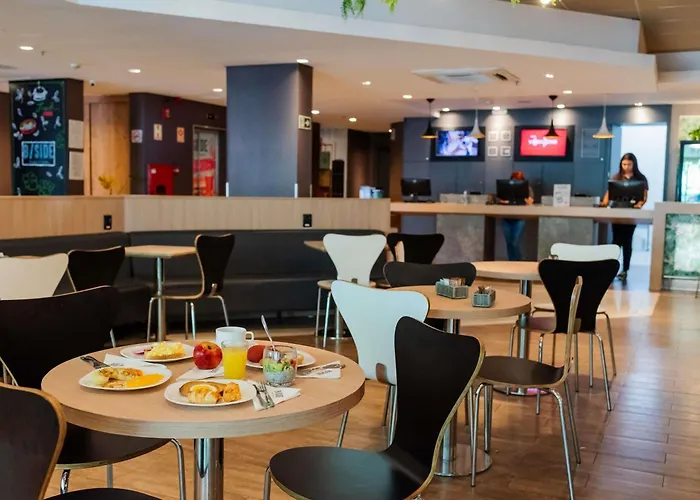 Ibis Moinhos De Vento 3* Porto Alegre