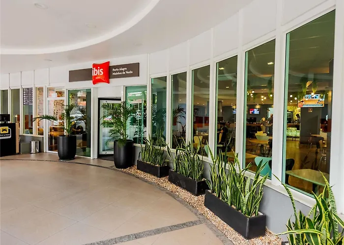 Ibis Moinhos De Vento 3*