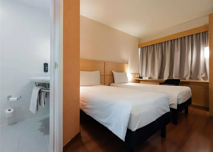 Ibis Moinhos De Vento Hotel 3*